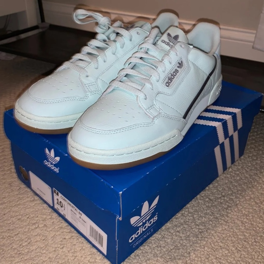 Sold!!! Mint ice” Adidas continental 80